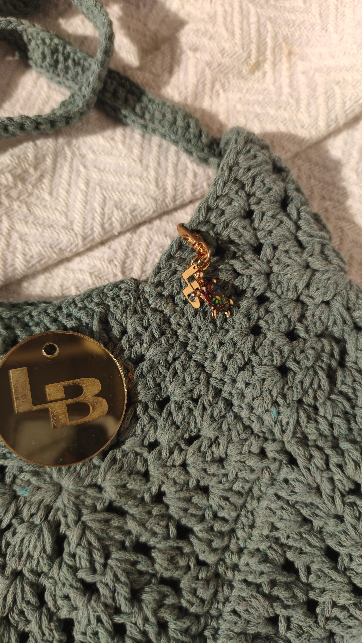 Heklana torba Lucija u laurel boji - Slika 3