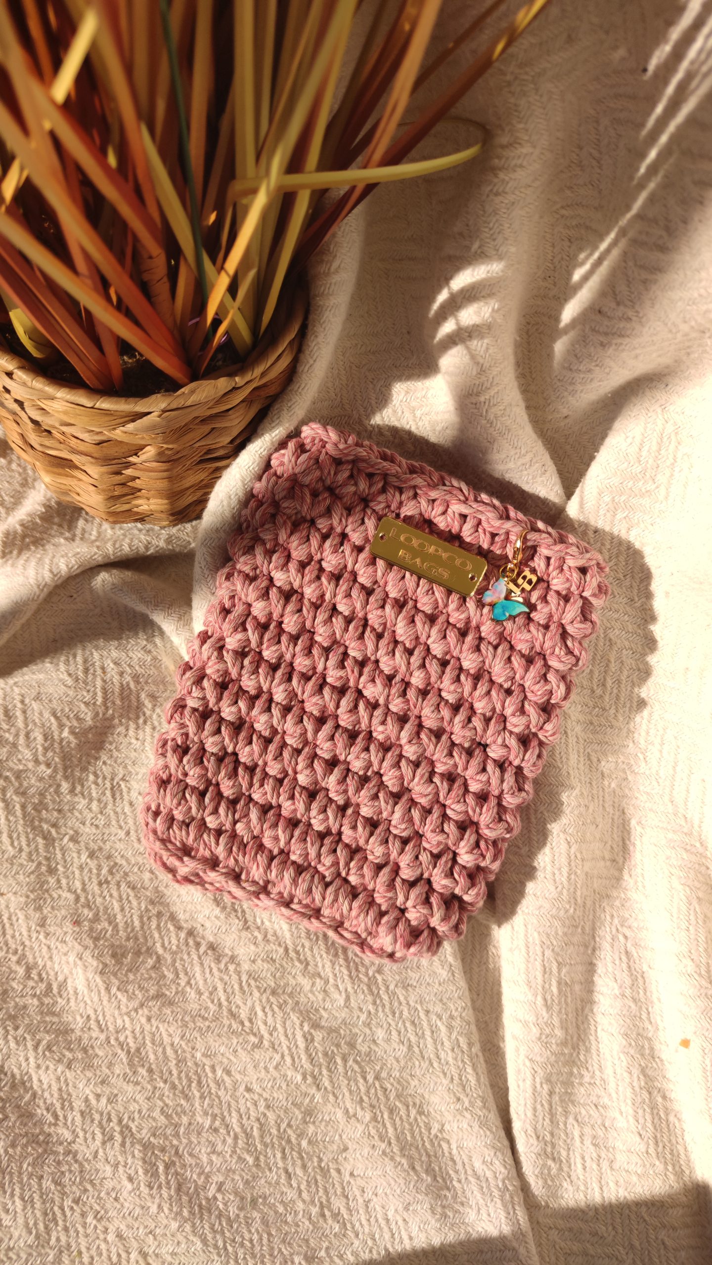 Etui za e-čitač Kindle u rozo bijeloj kombinaciji