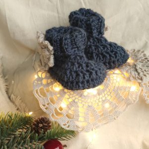 Heklane božićne čizmice za bebe