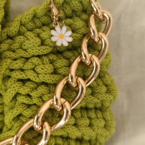 Heklana torba Linda u jarko zelenoj boji