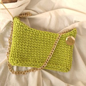 Heklana torbica Gloria u jarko zelenoj boji