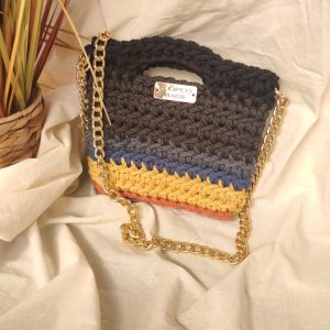 Maša Midi: heklana torba u pet boja