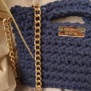 Maša Midi: heklana torba u jeans boji